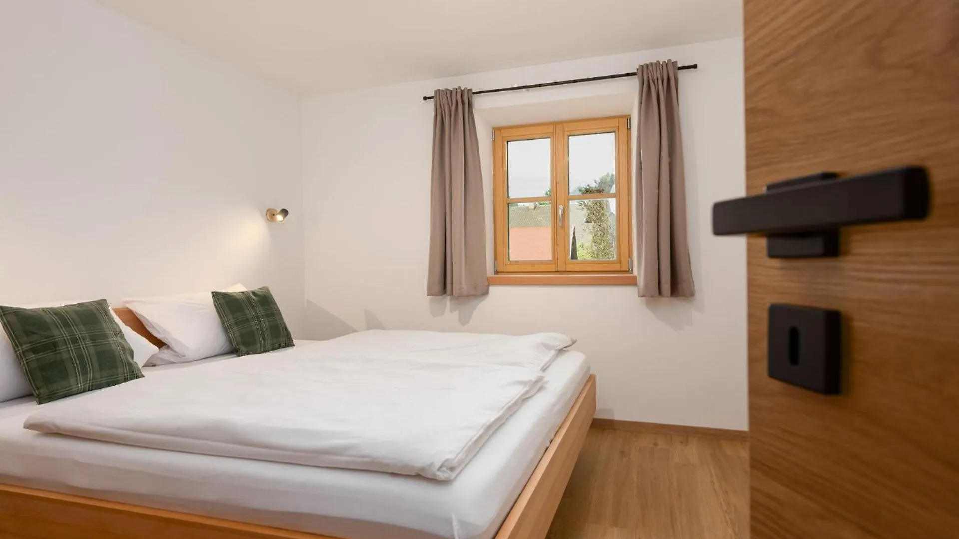 Sonnenhof Apartment Mittenwald 0*,  Germany