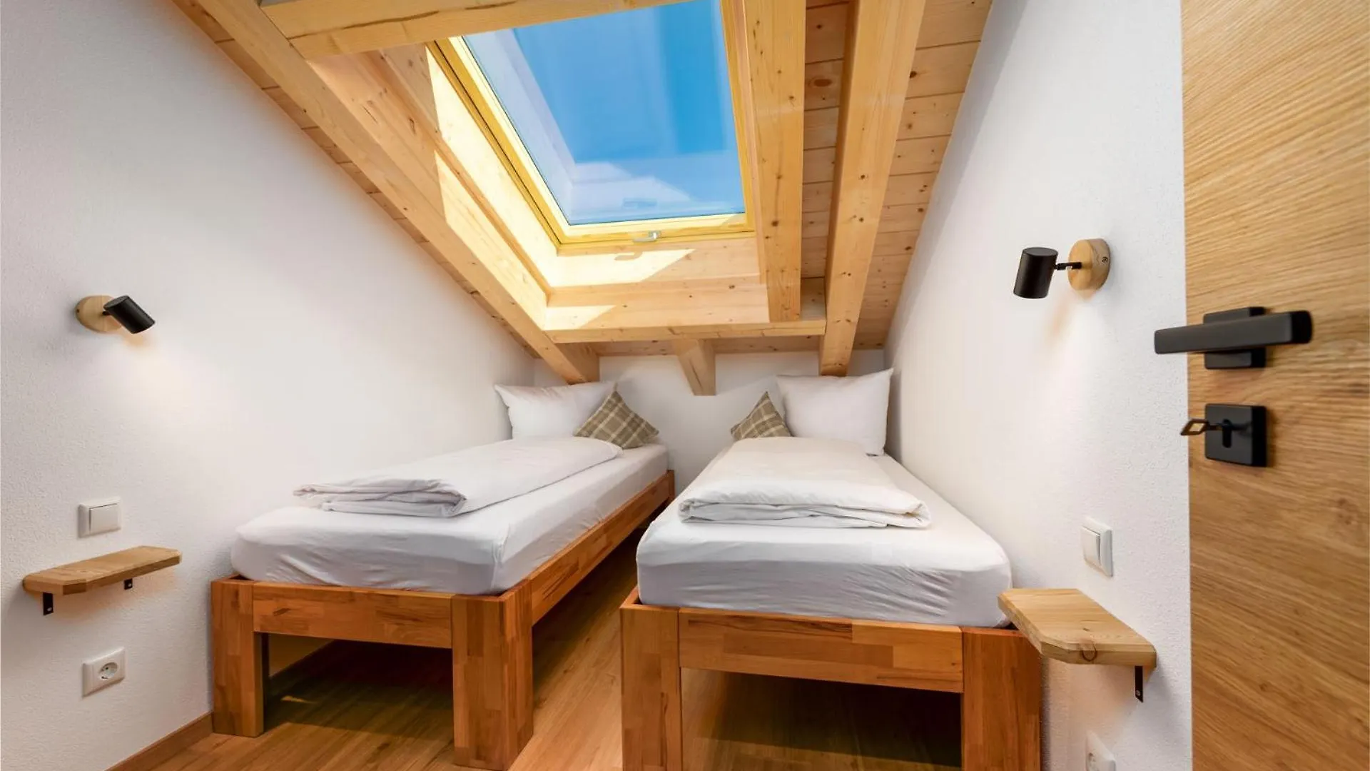 Sonnenhof Apartment Mittenwald 0*,